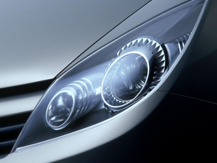  Opel Astra GTC 2005 года  (фото 192 из 212)